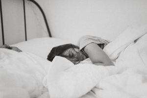 women need 7 to 9 hours of sleep for optimal health sleep reduces stress and increases energy